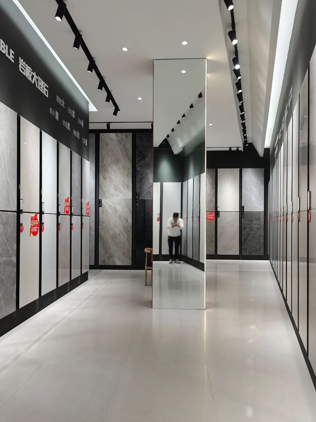 終端風(fēng)采 | 強輝淮南旗艦店，中性格調(diào)，以藝術(shù)裝點設(shè)計(圖12)